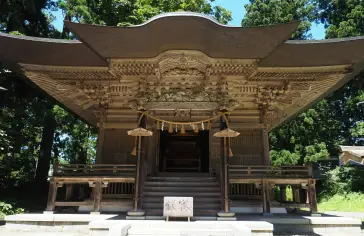 sakata-(chram-v-okoli)_uns.jpg