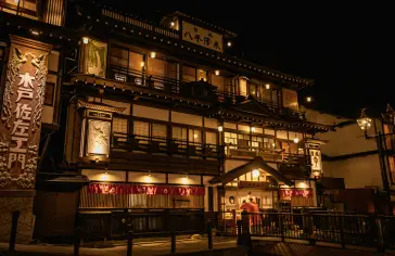 sakata-(ginzan-onsen)_uns-(2).jpg
