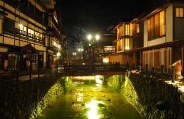 sakata-(ginzan-onsen)_uns-(3).jpg