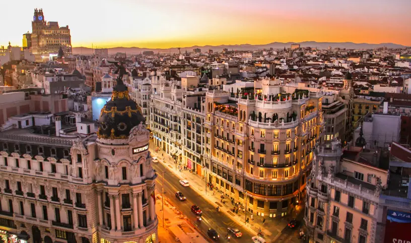 Photo by <a href="https://unsplash.com/@florianwehde?utm_content=creditCopyText&utm_medium=referral&utm_source=unsplash">Florian;