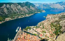 kotor_uns-coloured.jpg
