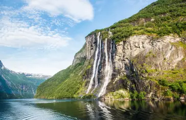 hellesylt-(geiranger)_msc-(1).jpg