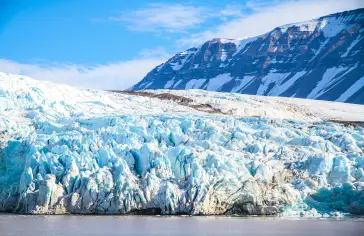 longyearbyen-(spicberky)_uns-(10)-hlavni.jpg