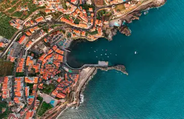 madeira-(funchal)_pex.jpg