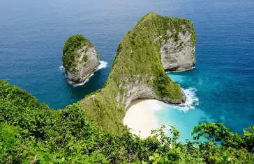 Image by <a href="https://pixabay.com/users/kienhau-2462838/?utm_source=link-attribution&utm_medium=referral&utm_campaign=image&utm_content=7969001">Trung Khong</a> from <a href="https://pixabay.com//?utm_source=link-attribution&utm_medium=referral&utm_campaign=image&utm_content=7969001">Pixabay</a>;