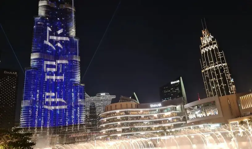 7 DNÍ PERZSKÝM ZÁLIVOM: OD MEGALOMANSKÉHO DUBAJA PO ZÁVOJOM ZAHALENÚ SAUDSKÚ ARÁBIU