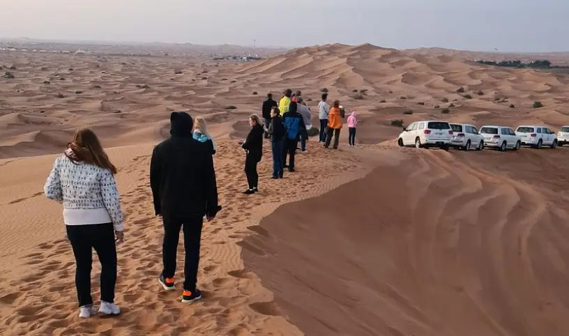 7 DNÍ PERZSKÝM ZÁLIVOM: OD MEGALOMANSKÉHO DUBAJA PO ZÁVOJOM ZAHALENÚ SAUDSKÚ ARÁBIU