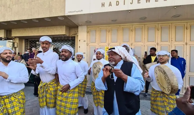 7 DNÍ PERZSKÝM ZÁLIVOM: OD MEGALOMANSKÉHO DUBAJA PO ZÁVOJOM ZAHALENÚ SAUDSKÚ ARÁBIU