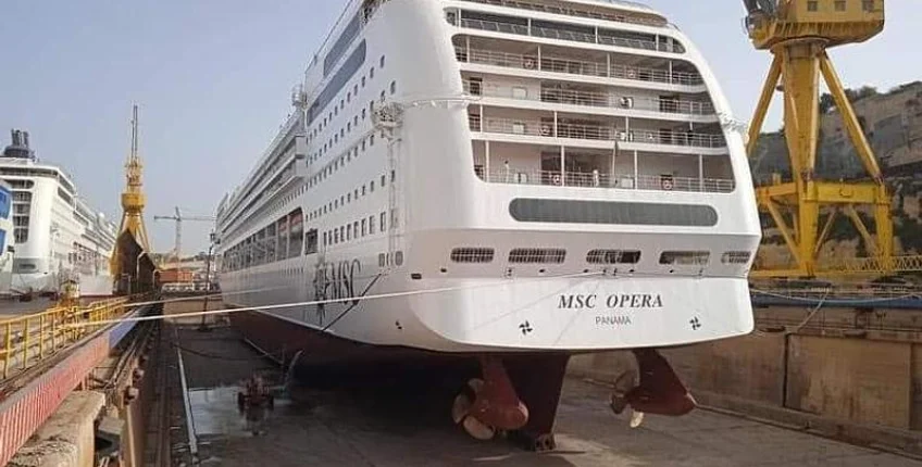 MSC OPERA DOKONČUJE OPRAVY V SUCHÉM DOKU
