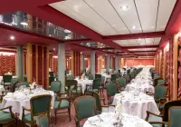 05_la-pergola-restaurant-(3).jpg