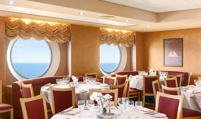 05_marco-polo-restaurant-(1).jpg