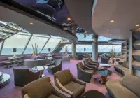 be_16_top-sail-lounge-(1).jpg