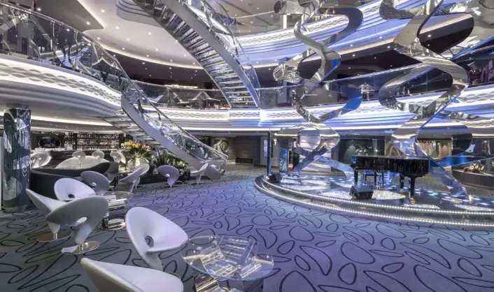 be_05-07_infinity-atrium-(5).jpg
