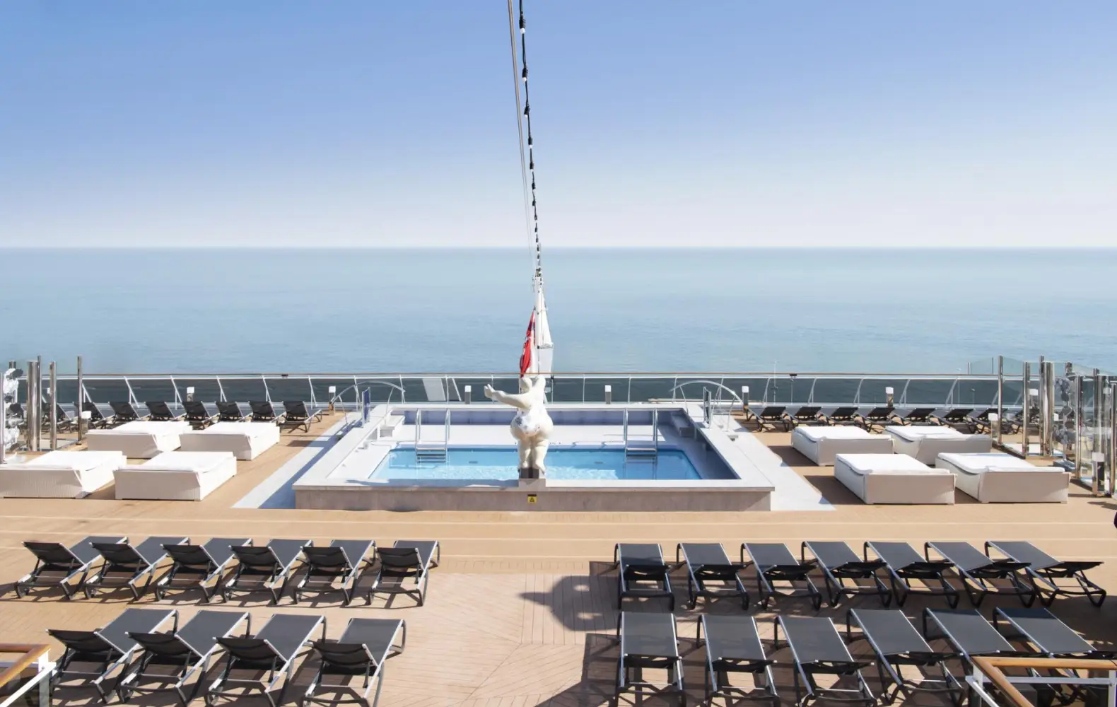 be_16_horizon-pool-(2).jpg