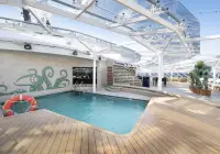 be_19_msc-yacht-club-pool-(2).jpg