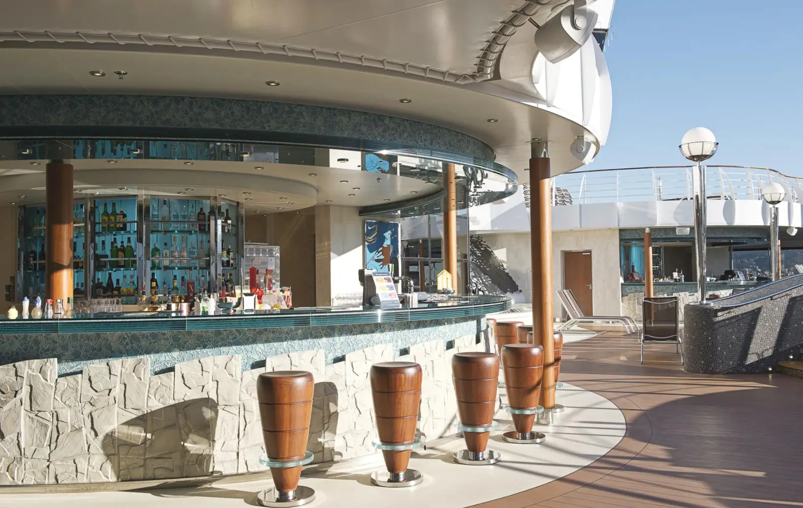 di_14_poseidon-bar-(1).jpg