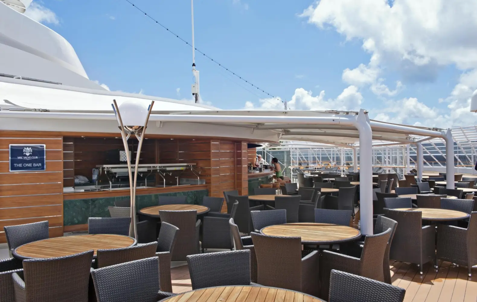 di_18_the-one-bar-(1).jpg