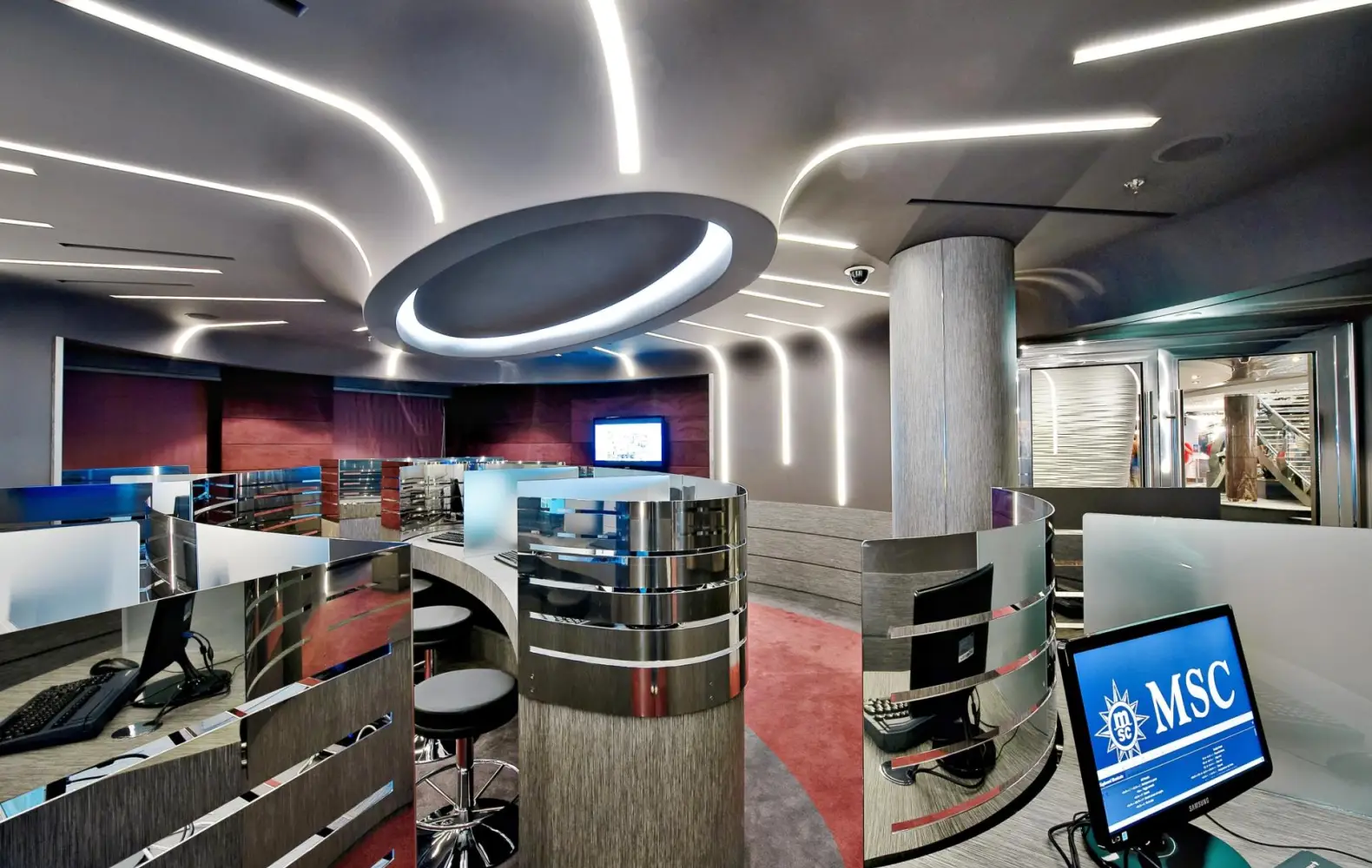 di_05_cybercafe-(1).jpg