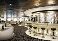 di_07_black-and-white-lounge-(1).jpg