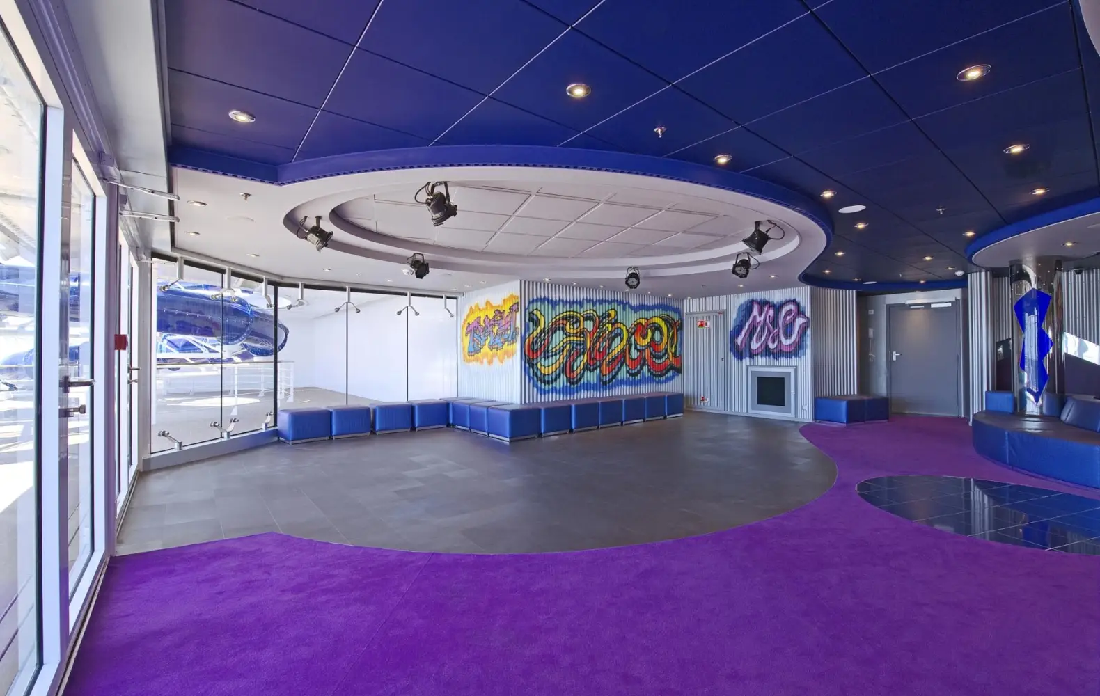 di_15_graffitis-(2).jpg