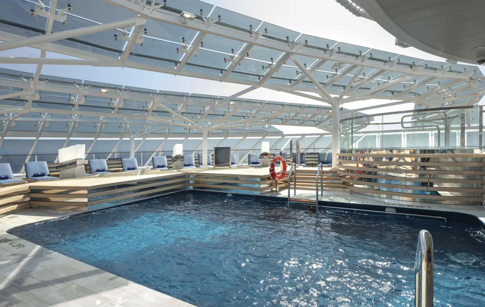 er_19_yc-pool-(2).jpg