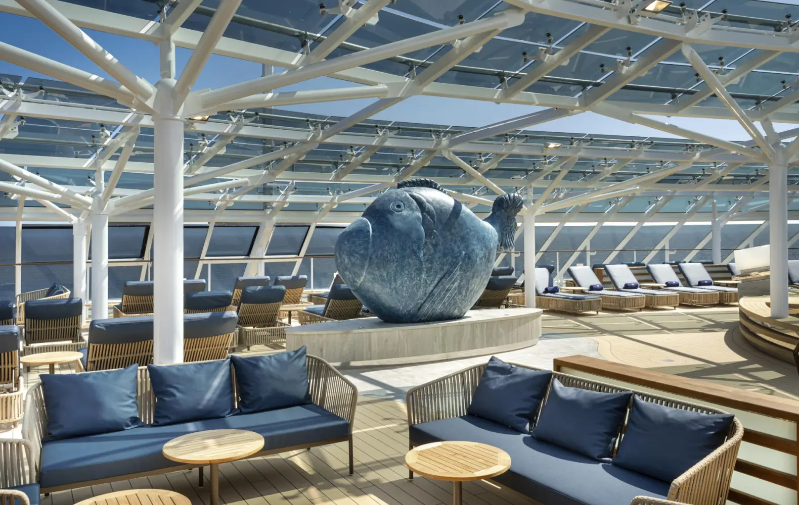 er_19_yc-sundeck.jpg