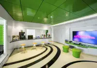er_18_young-club-(1).jpg