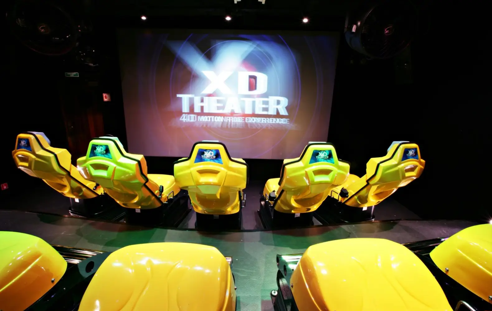 fa_16_4d-cinema-(5).jpg