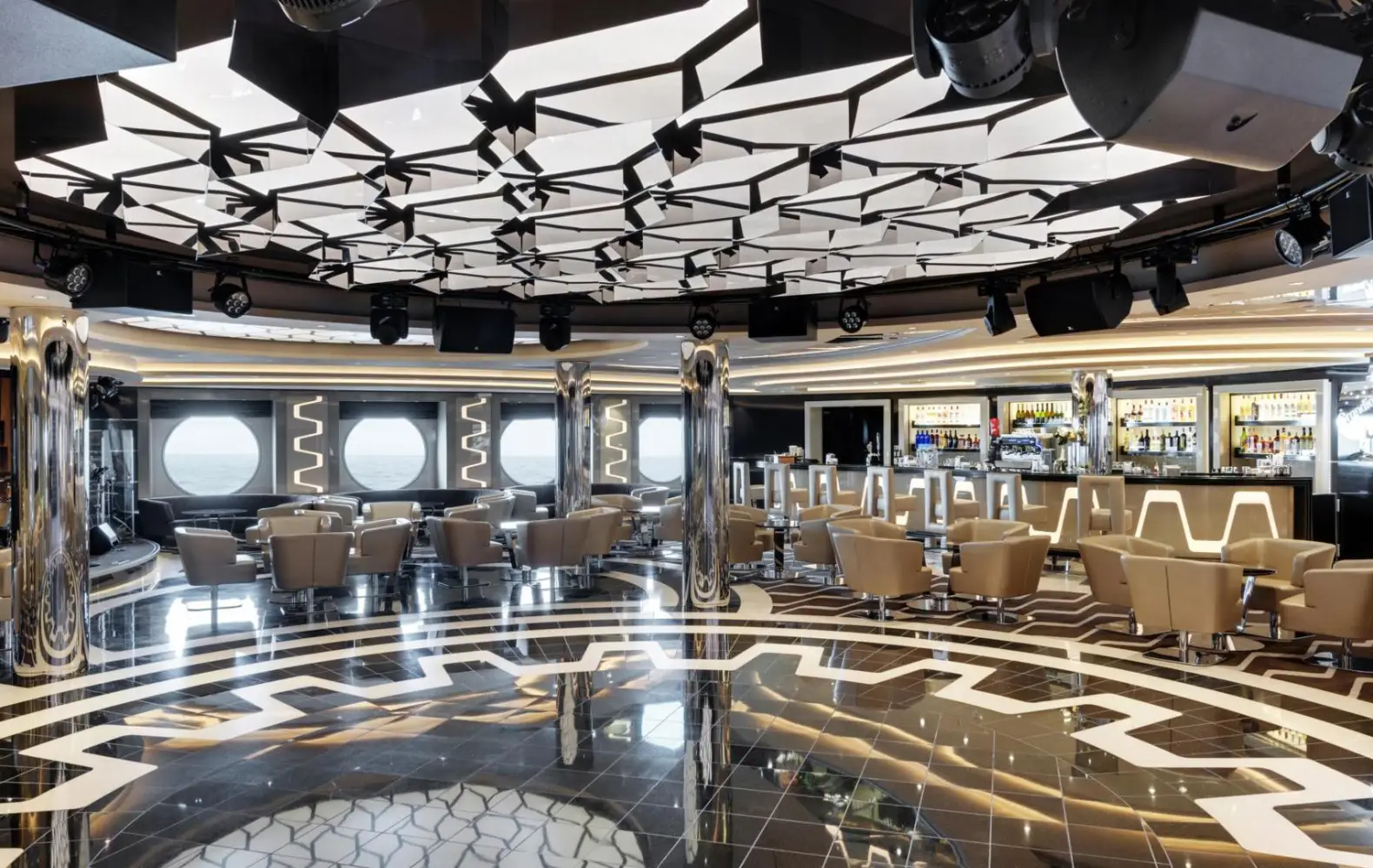 gr_06_grandiosa-bar-and-lounge-(4).jpg