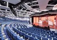 gr_05-06_theatre-la-comedie-(2).jpg
