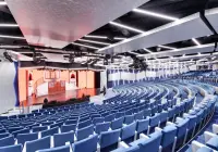 gr_05-06_theatre-la-comedie-(7).jpg