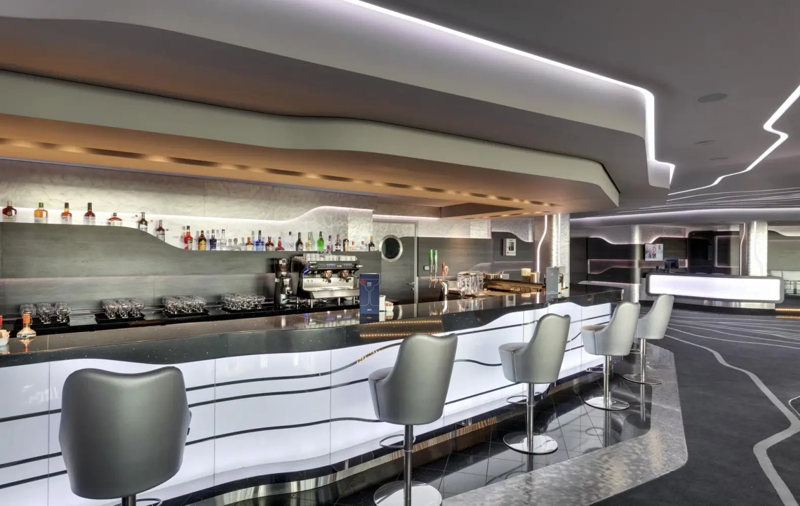 gr_07_carousel-lounge-(3).jpg