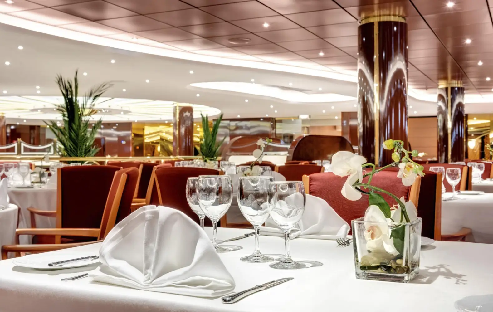 lx_05_la-bussola-restaurant-(3).jpg