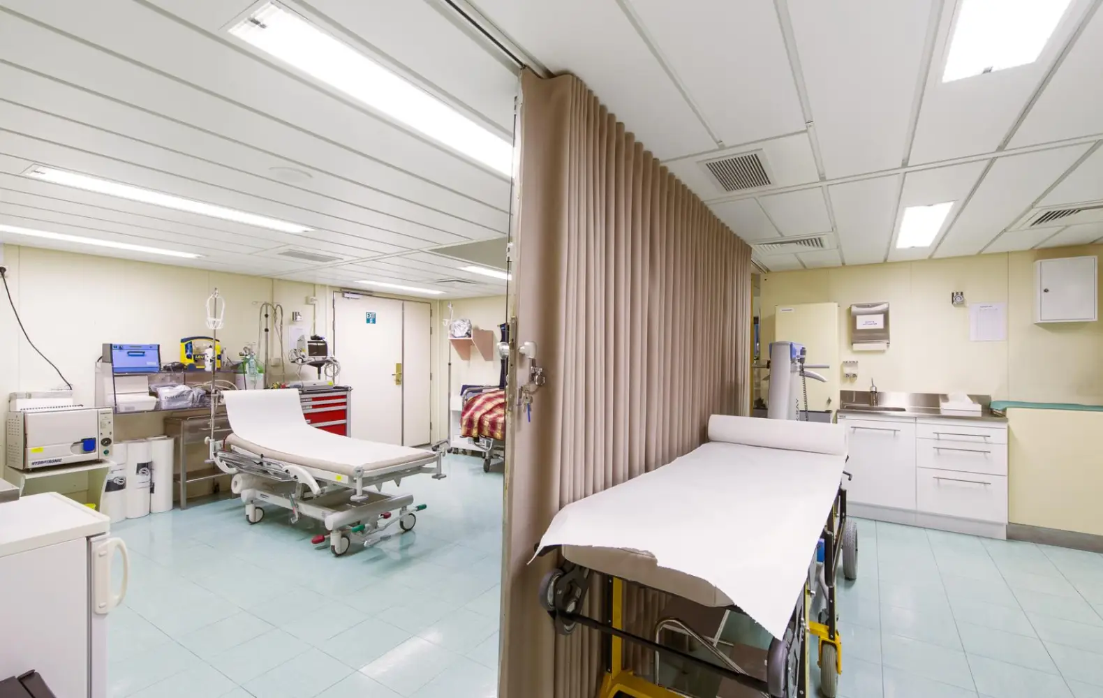 lx_08_medical-center-(2).jpg