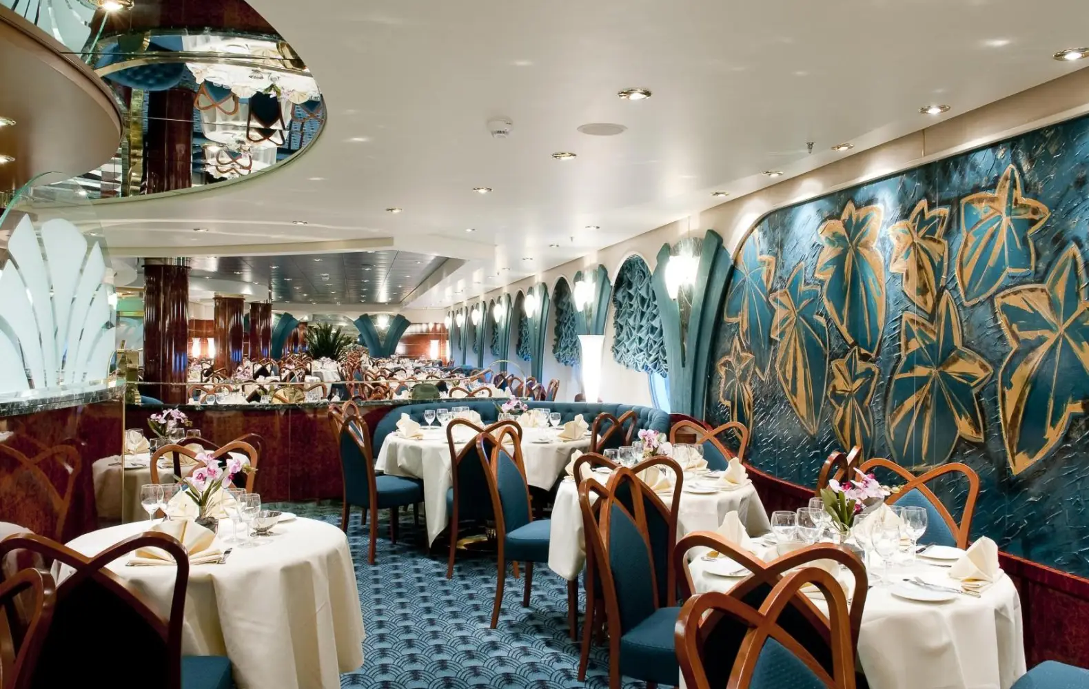 ma_05_ledera-restaurant-(1).jpg