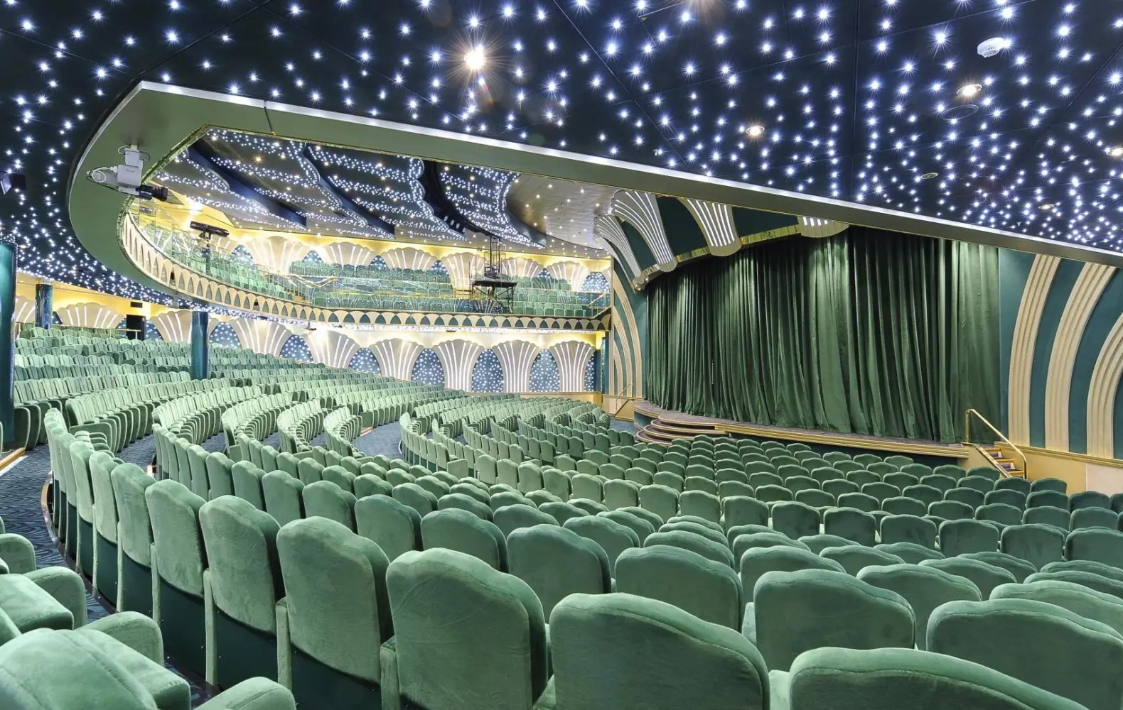 ma_05-07_royal-theatre-(3).jpg