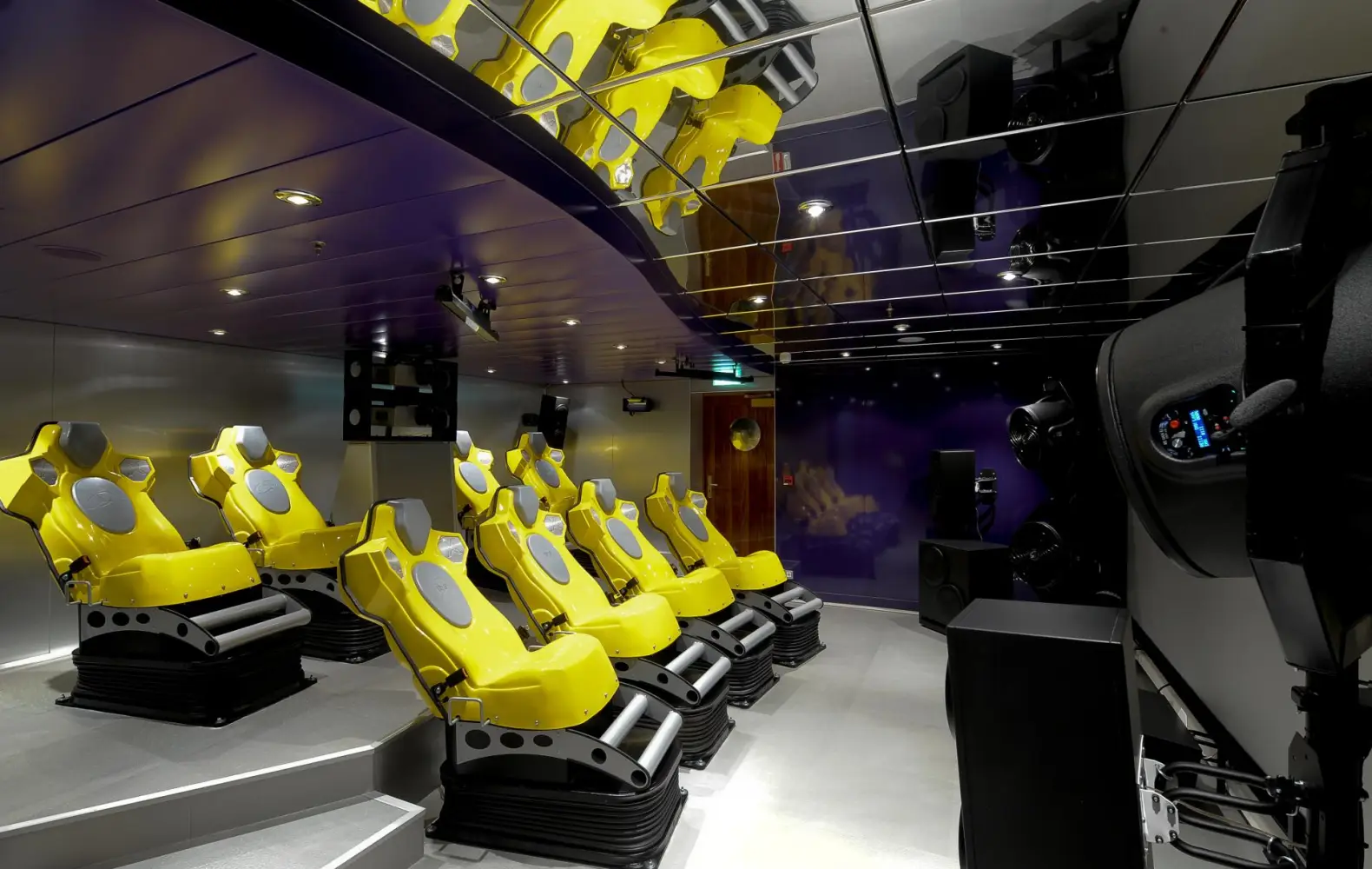 ma_14_4d-cinema-video-arcade.jpg