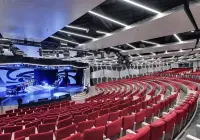 me_05-06_broadway-theatre-(2).jpg