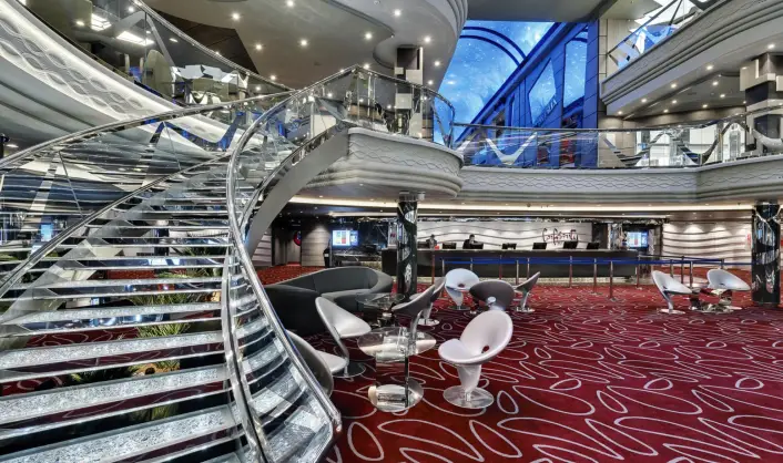 me_05-07_infinity-atrium-(1).jpg