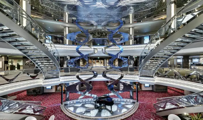 me_05-07_infinity-atrium-(7).jpg