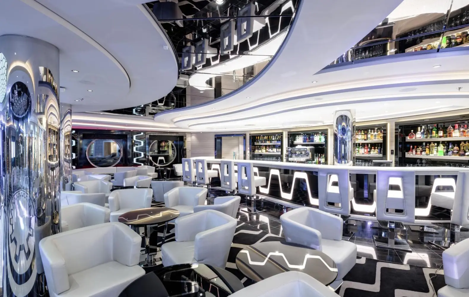 me_06_meraviglia-and-bar-(1).jpg