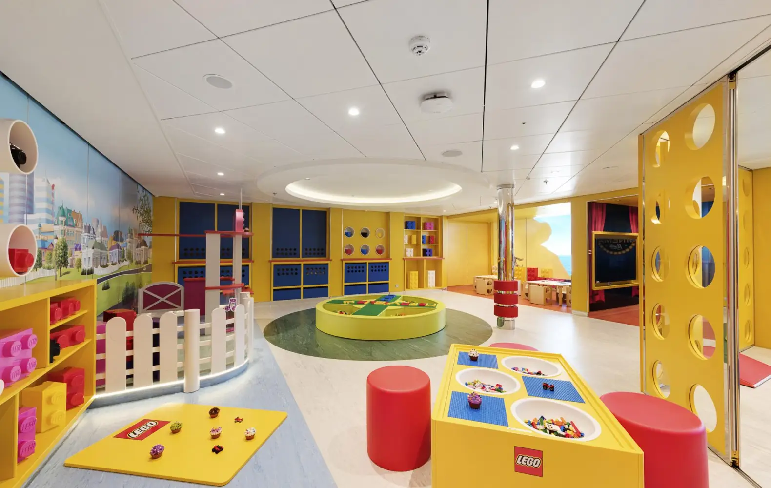 me_18_mini-club-(3).jpg