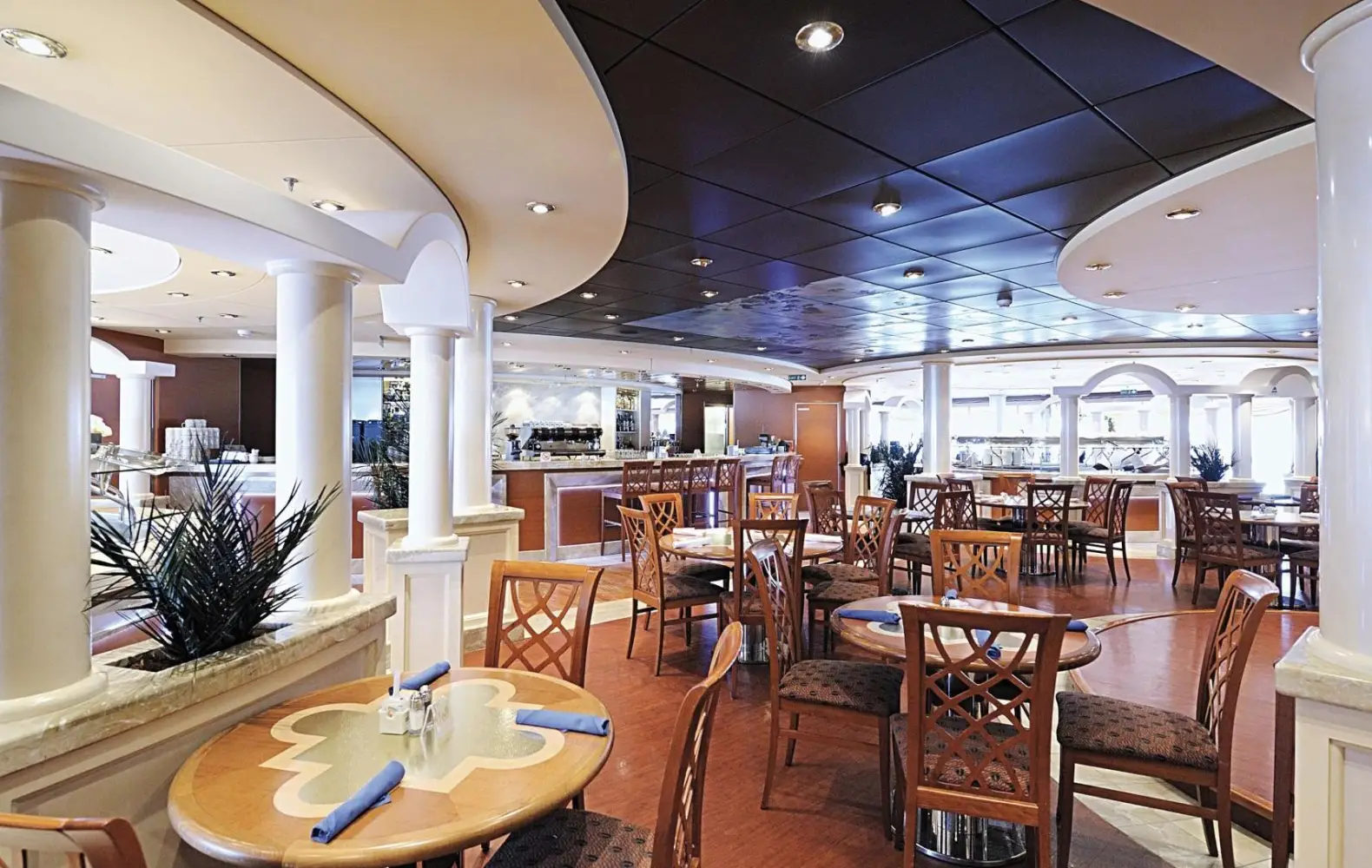 mu_13_gli-archi-cafeteria-(6).jpg