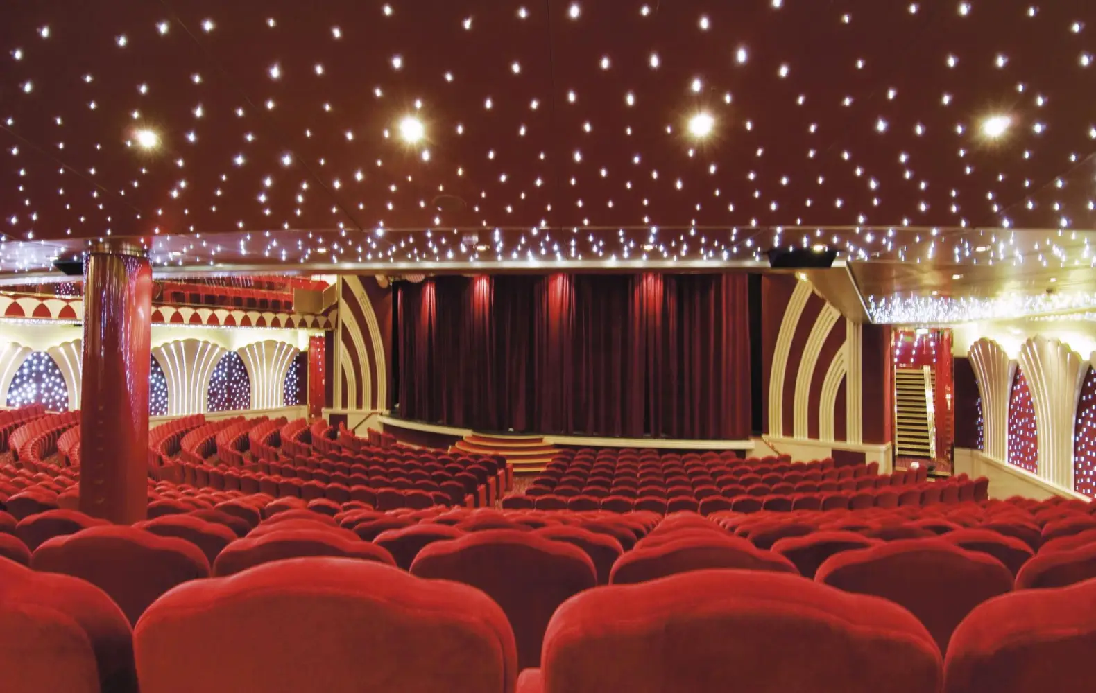mu_05-07_teatro-la-scala-(4).jpg