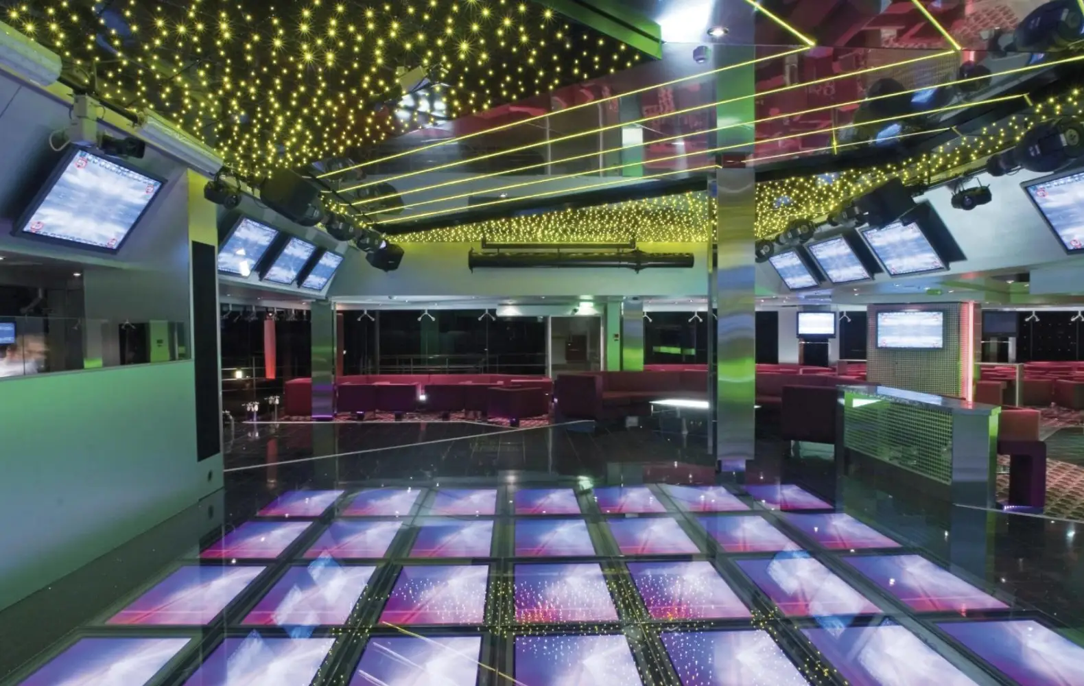 mu_14_q32-disco-(2).jpg