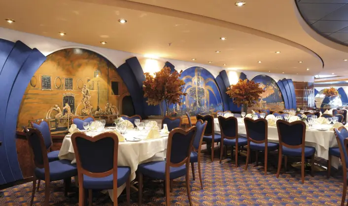 po_05_le-fontane-restaurant-(5).jpg