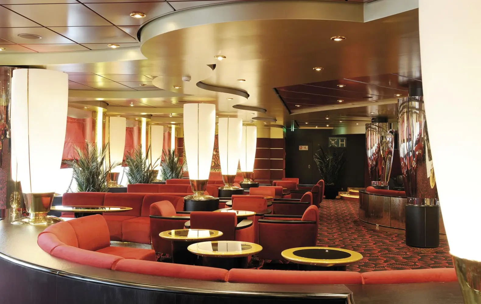 po_07_pigalle-lounge-(4).jpg