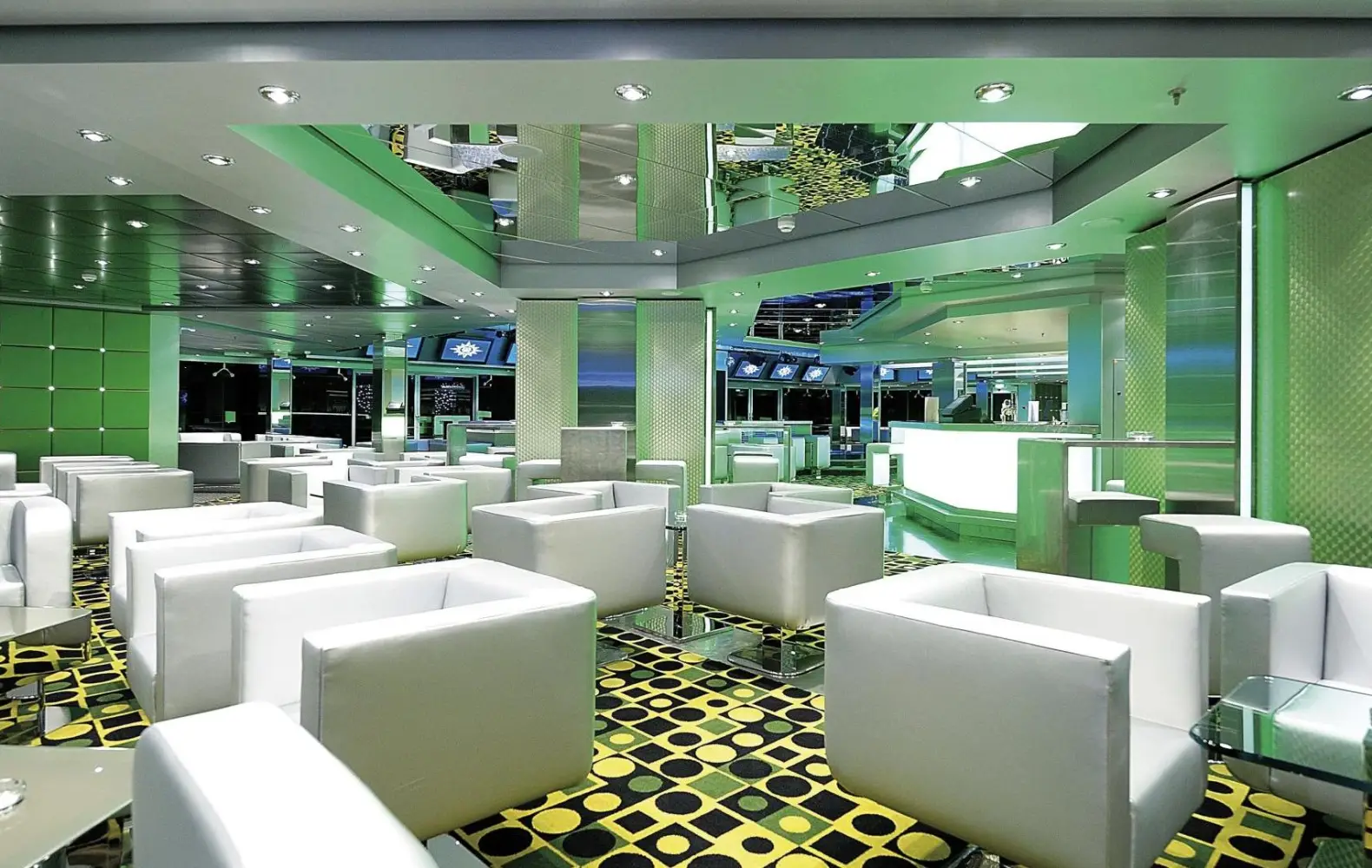 po_14_s32-disco-(3).jpg