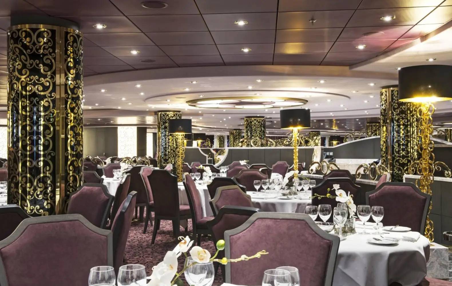 pr_06_larabesque-restaurant-(1).jpg