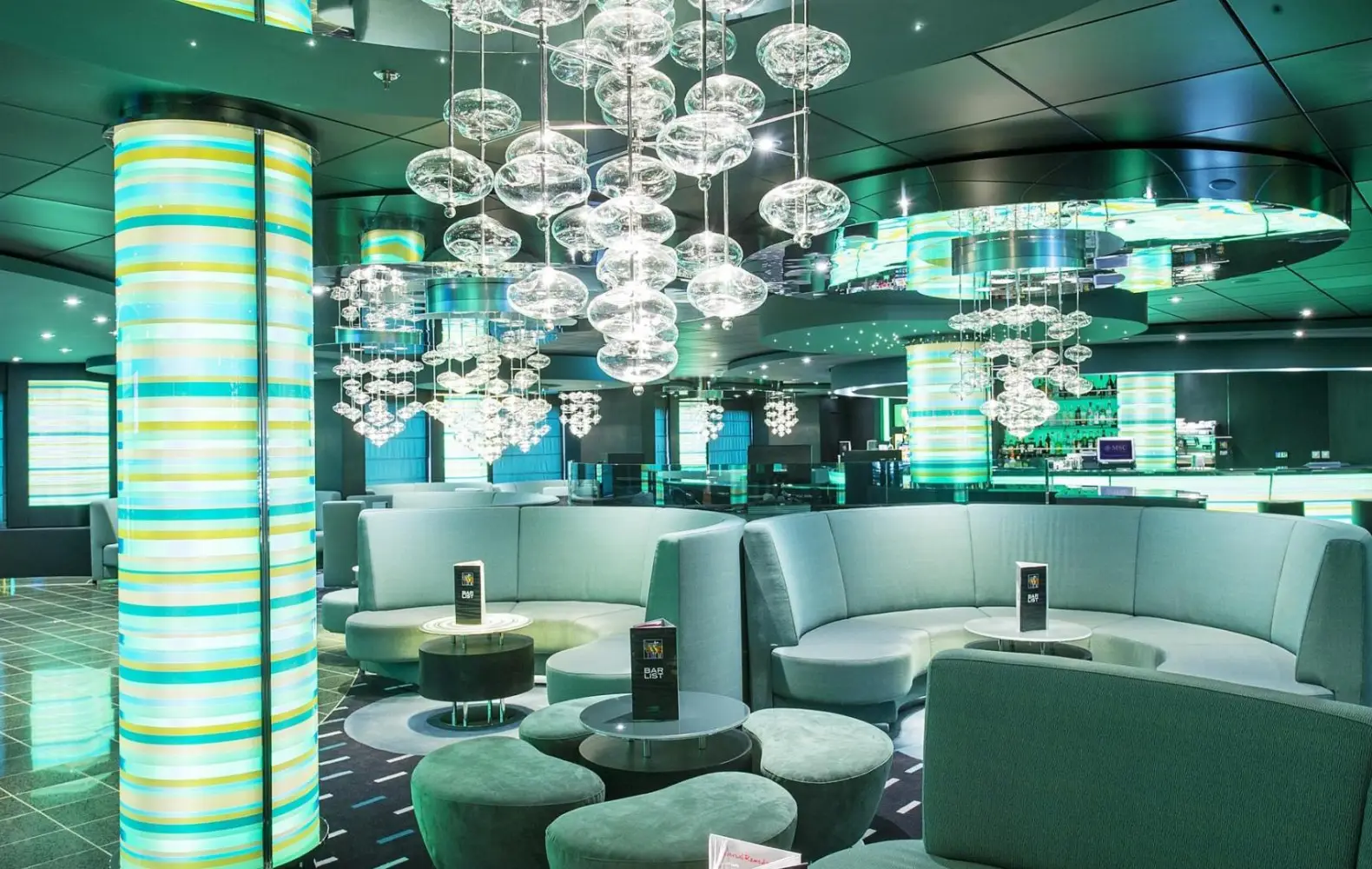 pr_07_the-green-sax-jazz-bar-(1).jpg
